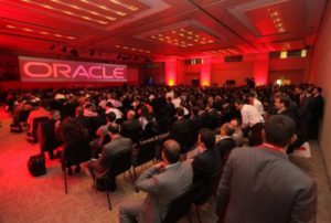 Oracle Day İstanbul, oracle günleri 2013 istanbul etkinliğinde en son teknolojinin sınırları zorlandı. Veritabanı güvenliği ve çözümler masaya yatırıldı. "Oracle Day İstanbul" Teknolojide sınırları zorluyor.