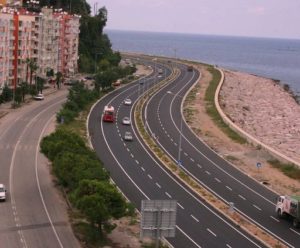 karadeniz sahil yolu türkiyenin önemli ve aktif projelerinden biridir., Ulaştırma Sektöründe Yeni Projeler