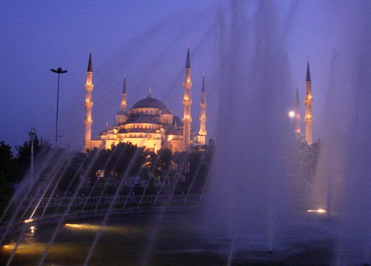 sultanahmet yaz gecelerinde bir başka güzel