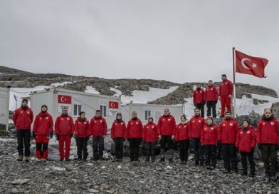Antarktika Türk Bilimsel Araştırma Kampı’nda bilim üssü kuruldu