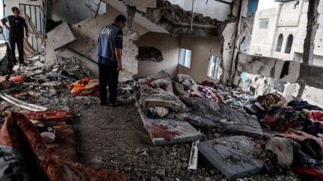 İsrail 7 Ekim'den beri Gazze'de 400'den fazla okula doğrudan saldırı düzenledi