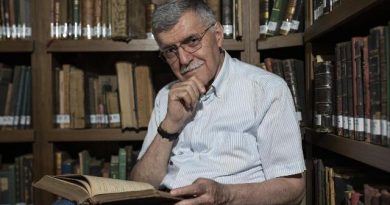 Yazar Ali Haydar Haksal Hakk’ın rahmetine kavuştu