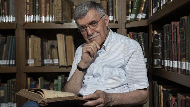 Yazar Ali Haydar Haksal Hakk’ın rahmetine kavuştu